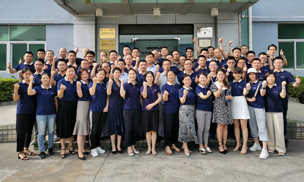 同生长，，，，，，，，共拼搏――南宫NG28年中营业会胜利召开